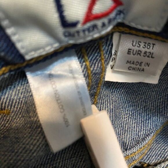 Cutter & Buck 5 pocket denim straight. size 36T - Picture 5 of 5